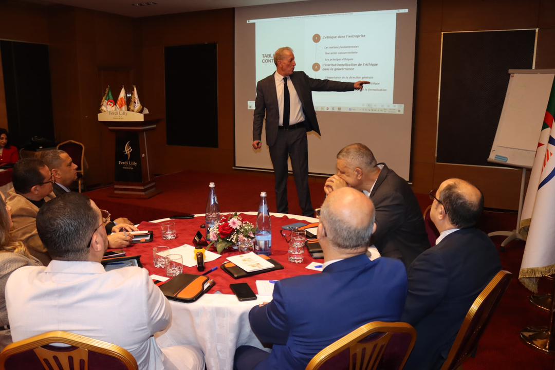 Yahia Boubekeur en conférence